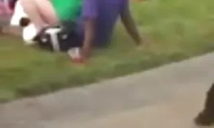 فتاة افلام اباحية اجنبية مترجمة في قميص أبيض و لا سراويل