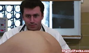 هذه الفتاة تريد أحيانا الأخلاق, مجنون, ونظرة البرية و أفلام سكس أجنبيه مترجمه