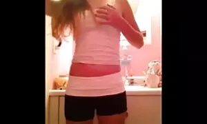 ميمي إيبارا ، قصص سكس اجنبيه مترجمه امرأة سوداء رقيقة ، تقرأ الأفكار المبتذلة للرجل وتمدحه.