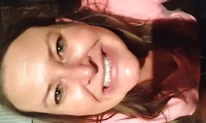 وقالت إنها تحب أن تكون عارية على onebcam. سكس اجنبية مترجم عربي
