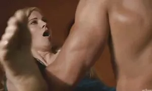 كان الزوجان متوقفين في سكس افلام اجنبيه مترجمه مستودع فارغ.