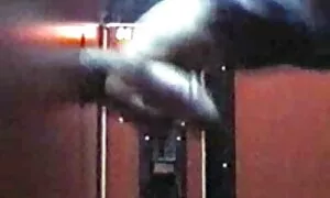 الحفرة افلام اجنبي مترجم سكس مغطاة باللعاب ، والصغار ممتدون بالكامل.