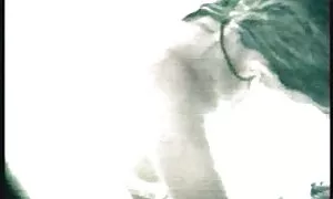 إصلاح في الشقة سكس اجنبي مترجم للعربيه ينتهي مع الجنس